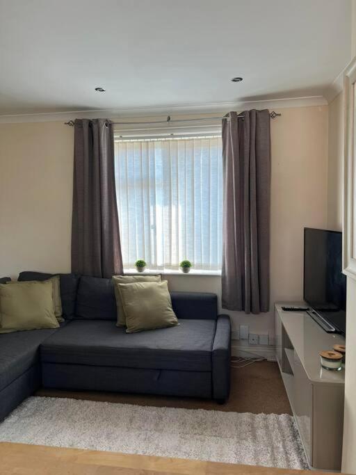 1 Bedroom Flat Sleeps 4 In Abingdon Oxfordshire Exteriör bild