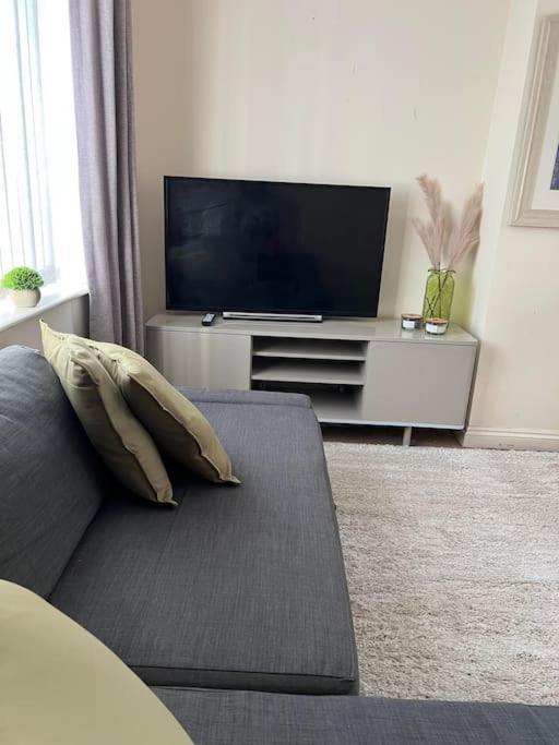 1 Bedroom Flat Sleeps 4 In Abingdon Oxfordshire Exteriör bild